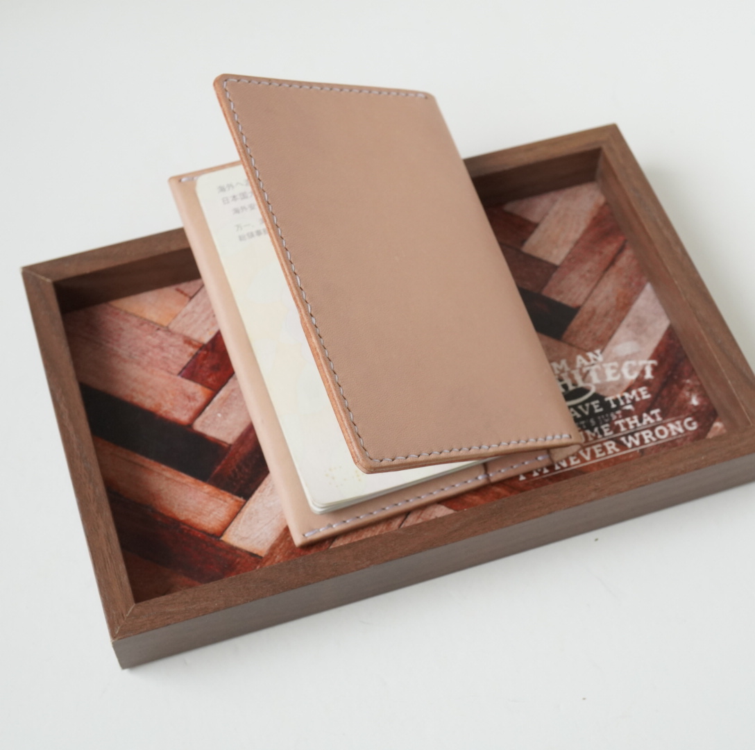 栃木レザーナチュラル、糸白